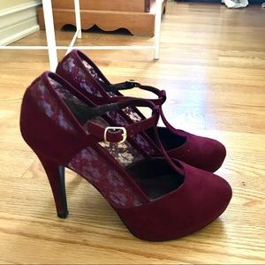 Call it Spring burgundy heels.
